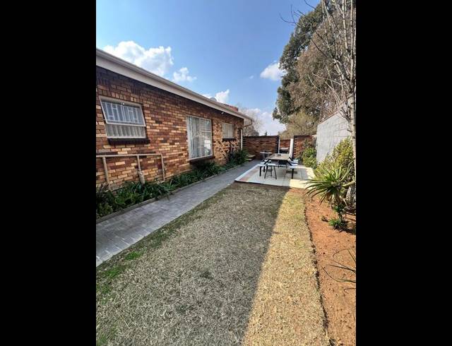 3 BEDROOM SIMPLEX FOR SALE IN DALPARK EXT 1